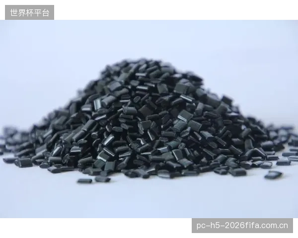 陶氏化学与Wilson的独家合作，聚焦于优化PC-ABS合金的抗微裂纹性能，以应对Rawlings在头盔安全技术上的领先地位